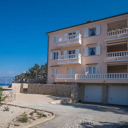 Apartman Cubranic Apartamento Vrbnik Exterior foto